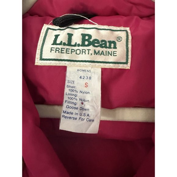 VTG LL Bean Puffer Vest Womens Small Pink Quilted Goose Down Snap Up USA Made - Picture 2 of 5